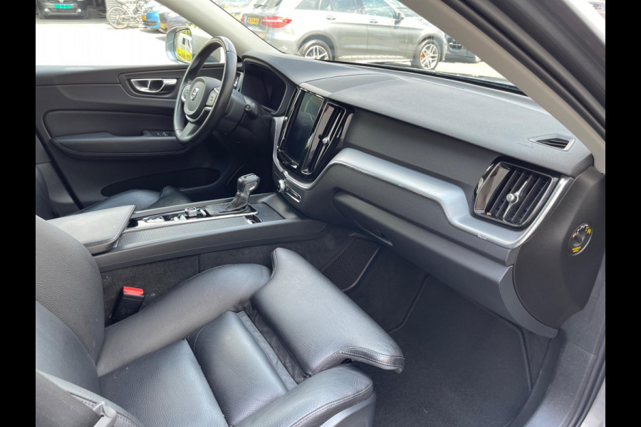 Volvo XC60 2.0 D4 190PK MOMENTUM-PRO 360'"CAMERA LEER NAVI LED XENON