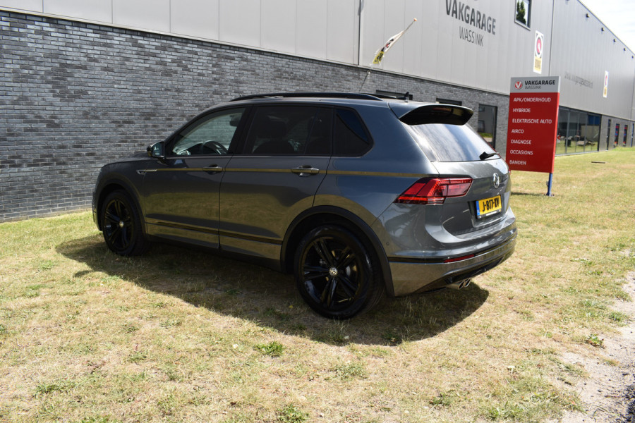 Volkswagen Tiguan 1.5 TSI ACT Highline Business R Trekhaak/Pano/Navi/R-line
