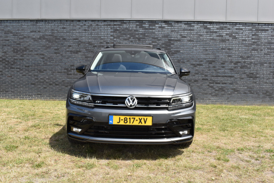 Volkswagen Tiguan 1.5 TSI ACT Highline Business R Trekhaak/Pano/Navi/R-line