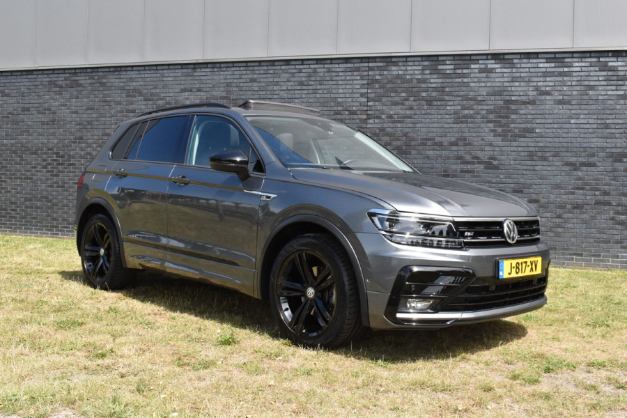 Volkswagen Tiguan 1.5 TSI ACT Highline Business R Trekhaak/Pano/Navi/R-line