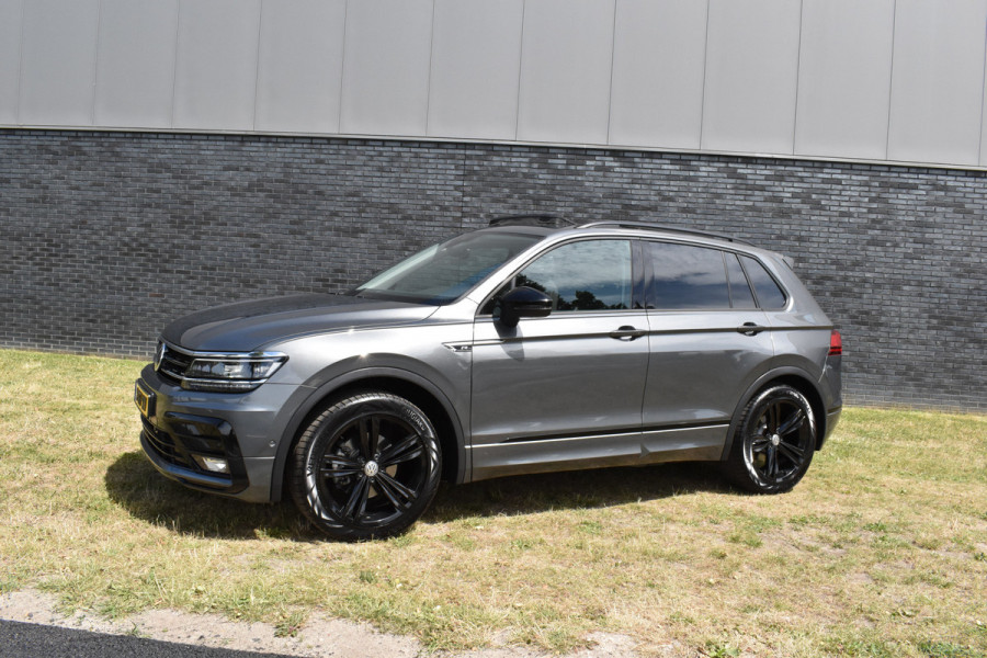 Volkswagen Tiguan 1.5 TSI ACT Highline Business R Trekhaak/Pano/Navi/R-line