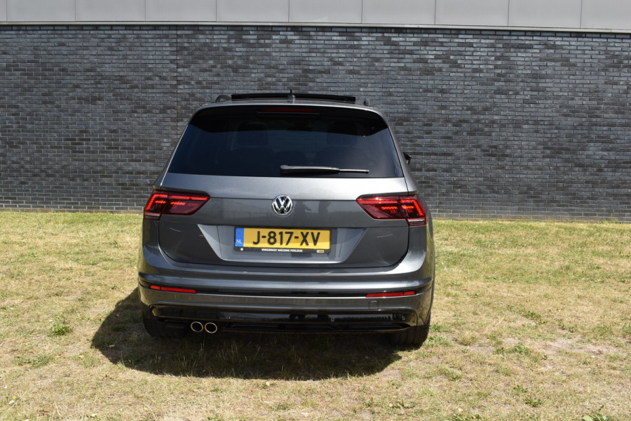 Volkswagen Tiguan 1.5 TSI ACT Highline Business R Trekhaak/Pano/Navi/R-line