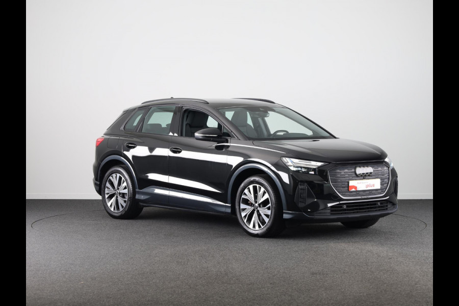 Audi Q4 e-tron 35 Launch edition Advanced 55 kWh 170pk | Navigatie | Matrix led koplampen | Sportstoelen | Stoelverwarming