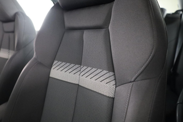 Audi Q4 e-tron 35 Launch edition Advanced 55 kWh 170pk | Navigatie | Matrix led koplampen | Sportstoelen | Stoelverwarming