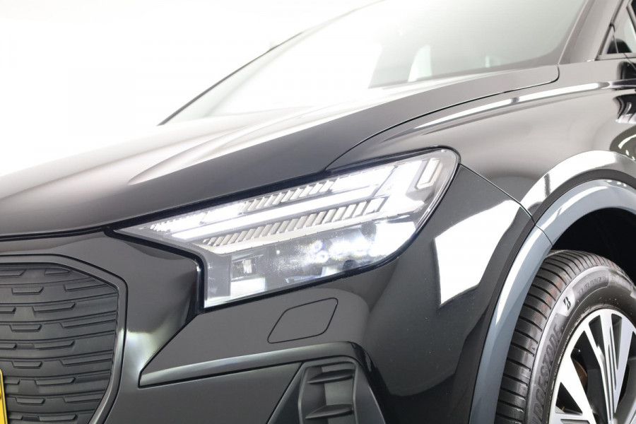 Audi Q4 e-tron 35 Launch edition Advanced 55 kWh 170pk | Navigatie | Matrix led koplampen | Sportstoelen | Stoelverwarming