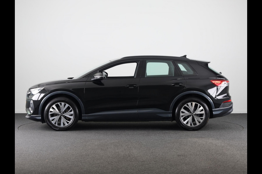 Audi Q4 e-tron 35 Launch edition Advanced 55 kWh 170pk | Navigatie | Matrix led koplampen | Sportstoelen | Stoelverwarming