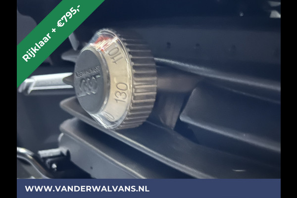 Volkswagen Crafter 2.0 TDI 140 pk L3H3 L2H2 Euro6 *Rijklaar Direct Rijden* Airco | Camera | Apple Carplay | Cruisecontrol Parkeersensoren, Android Auto, Chauffeursstoel, Bijrijdersbank, 3000kg trekvermogen, zilver