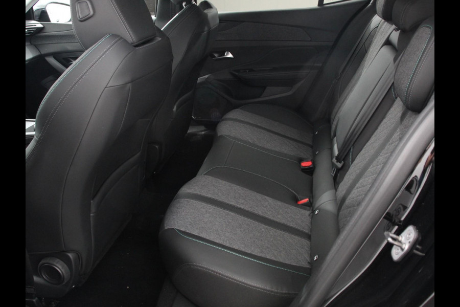 Peugeot 408 1.2 PureTech Allure 130 Automaat | Navigatie | Apple Carplay/Android Auto | Climate Control | Cruise Control | Virtual cockpit | PDC VA + Camera | Full LED  | LM Velgen