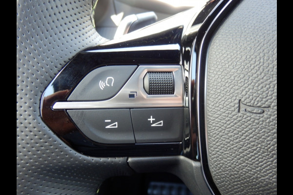 Peugeot 208 Hybrid e-DCS6 GT I Automaat I
