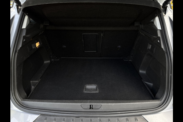 Opel Grandland X 1.2 Turbo Innovation | Dealer OH | Trekhaak | Keyless | PDC | Clima | Navi | Cruisec.