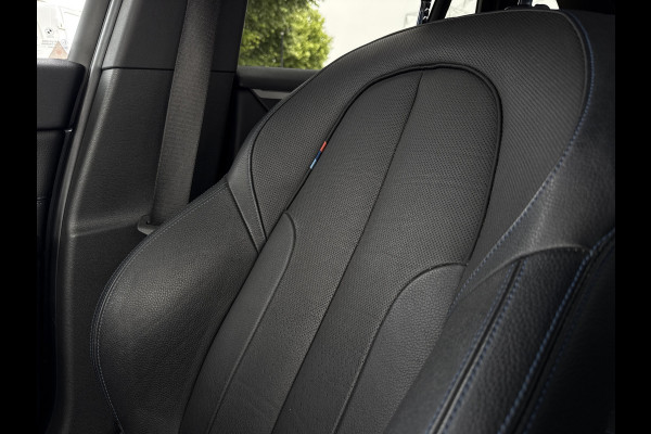 BMW X1 sDrive20i High Executive M-Sport | 1e Eig | Dealer OH | Head-up | Trekhaak | Leder