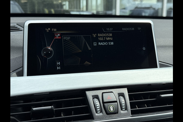 BMW X1 sDrive20i High Executive M-Sport | 1e Eig | Dealer OH | Head-up | Trekhaak | Leder