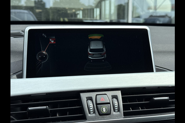 BMW X1 sDrive20i High Executive M-Sport | 1e Eig | Dealer OH | Head-up | Trekhaak | Leder