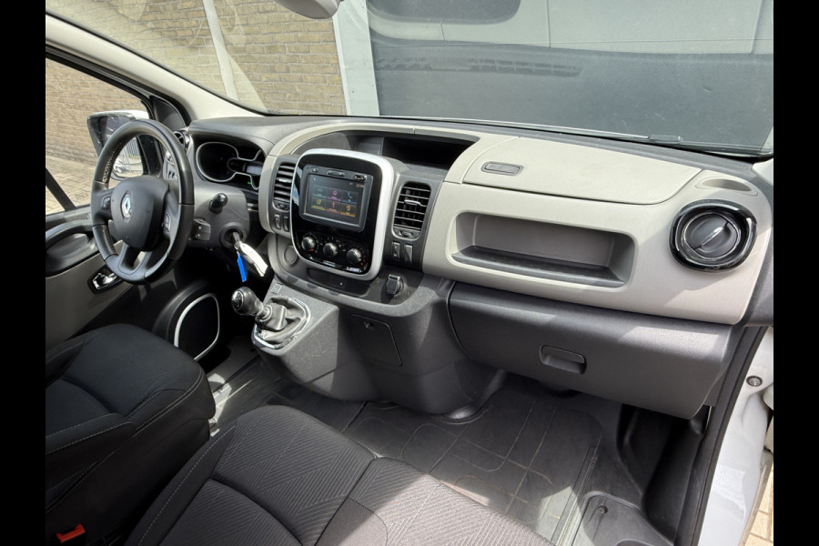 Renault Trafic 1.6 dCi 125 PK EURO 6 T29 L2H1 DC 6 persoons Achteruitrijcamera/navigatie systeem