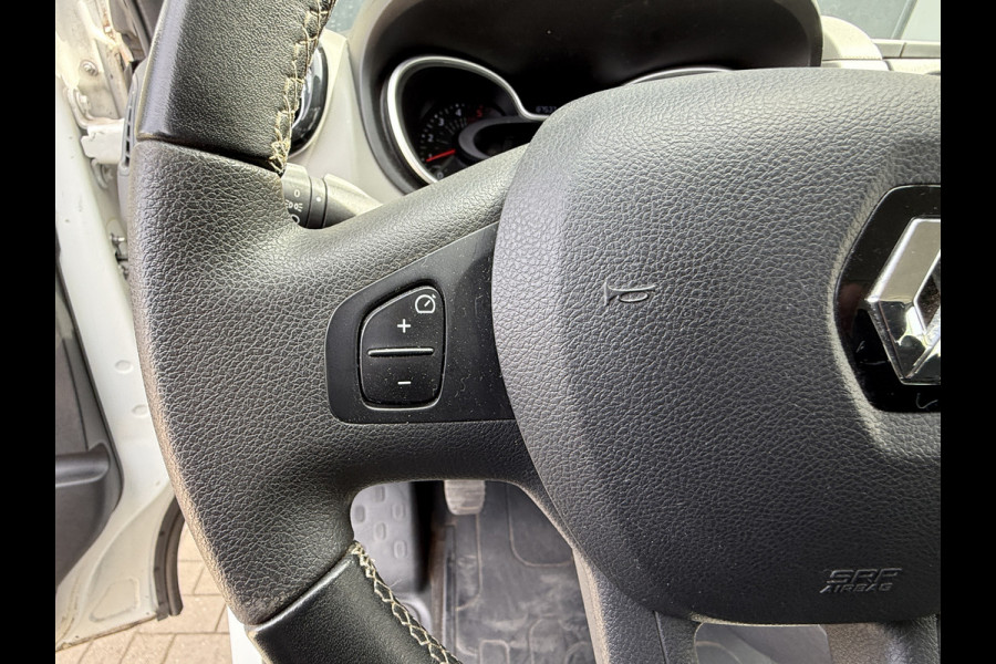 Renault Trafic 1.6 dCi 125 PK EURO 6 T29 L2H1 DC 6 persoons Achteruitrijcamera/navigatie systeem