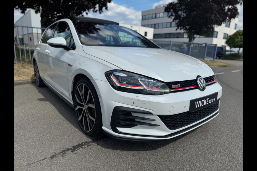 Volkswagen Golf 2.0 TSI GTI Performance 245PK Pano Leder Camera