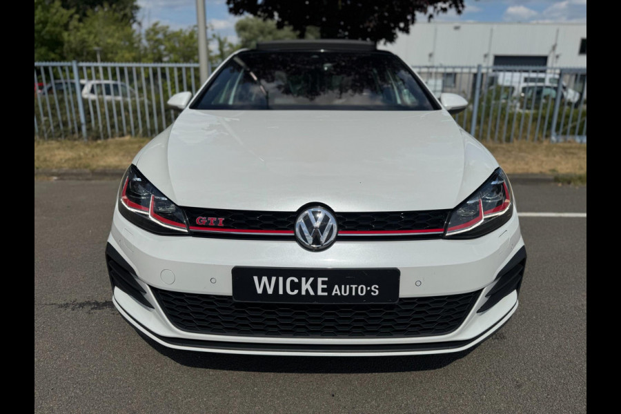 Volkswagen Golf 2.0 TSI GTI Performance 245PK Pano Leder Camera