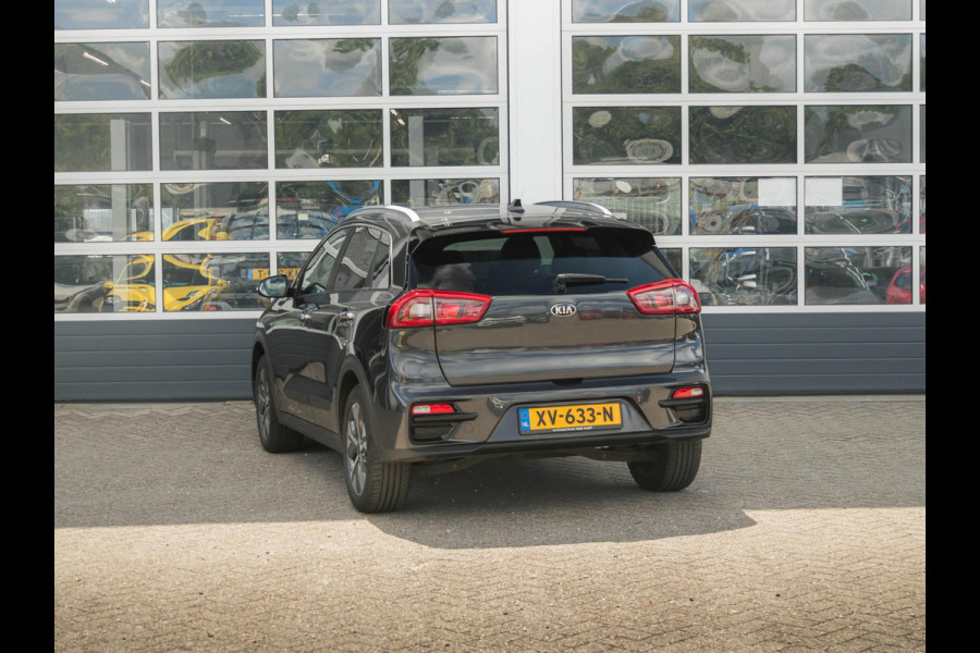 Kia e-Niro ExecutiveLine 64 kWh l Stoel verwarming en ventilatie  l lederen bekleding l