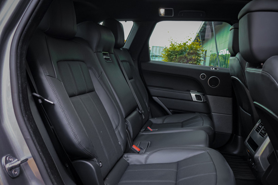 Land Rover Range Rover Sport P400E LIMITED EDITION ORIGINEEL NL | ADAPTIVE CRUISE | STOEL & STUURVERWARMING | ACHTERUITRIJCAMERA | TREKHAAK | DEALER ONDERHOUDEN | HEAD UP |