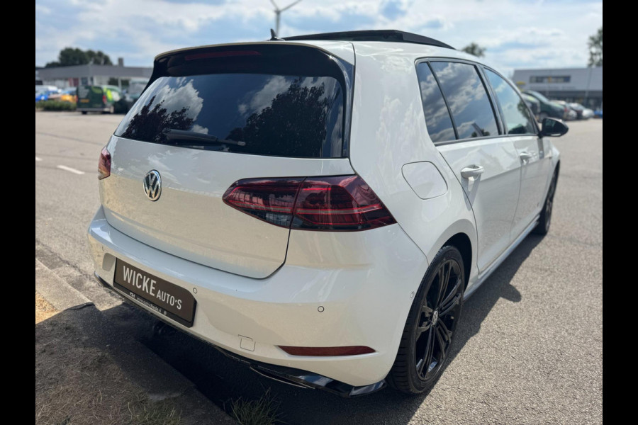Volkswagen Golf 1.4 TSI Highline R Line DSG Pano Camera Navi Virtual