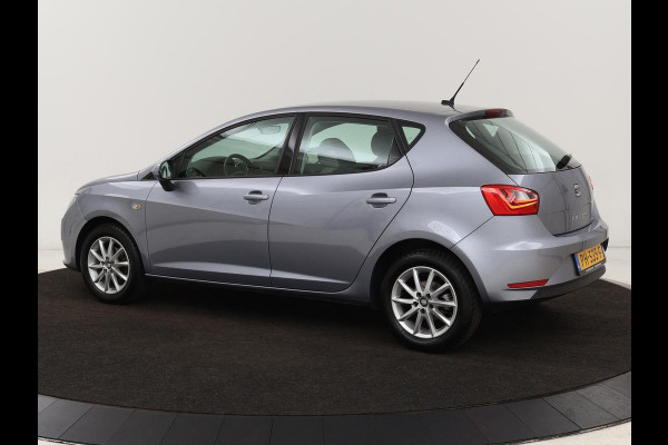 Seat Ibiza 1.0 TSI Style Connect | Carplay | Cruise control | Airco | Navigatie | Bluetooth | LED | Parkeerhulp