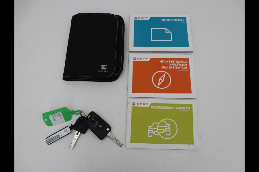 Seat Ibiza 1.0 TSI Style Connect | Carplay | Cruise control | Airco | Navigatie | Bluetooth | LED | Parkeerhulp
