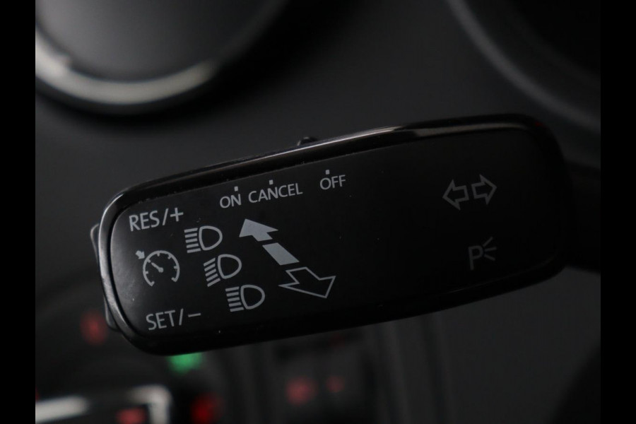 Seat Ibiza 1.0 TSI Style Connect | Carplay | Cruise control | Airco | Navigatie | Bluetooth | LED | Parkeerhulp