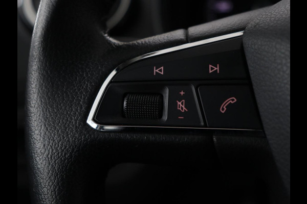 Seat Ibiza 1.0 TSI Style Connect | Carplay | Cruise control | Airco | Navigatie | Bluetooth | LED | Parkeerhulp