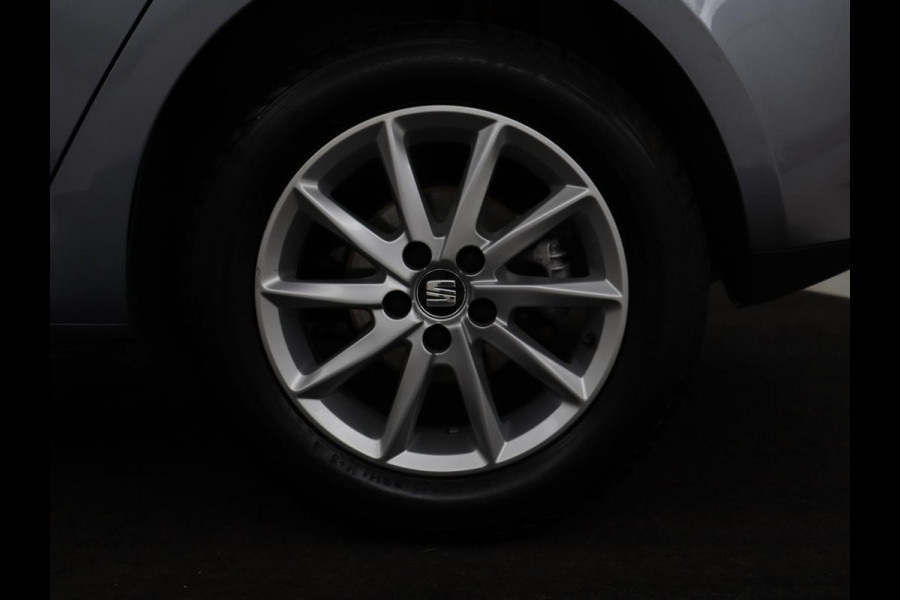Seat Ibiza 1.0 TSI Style Connect | Carplay | Cruise control | Airco | Navigatie | Bluetooth | LED | Parkeerhulp