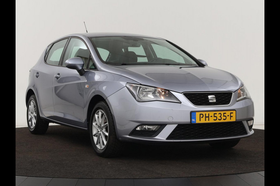 Seat Ibiza 1.0 TSI Style Connect | Carplay | Cruise control | Airco | Navigatie | Bluetooth | LED | Parkeerhulp