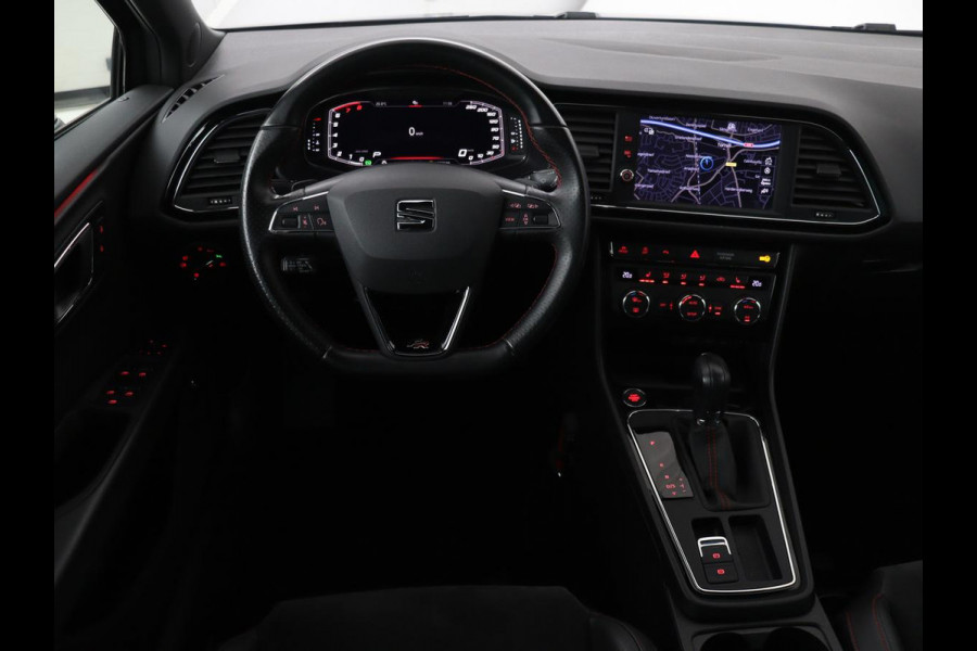 Seat Leon 1.5 TSI FR Ultimate Edition Black | Panoramadak | Stoelverwarming | Beats Audio | Virual Cockpit | Adaptive cruise | Full LED | Leder/Alcantara | Keyless | Navigatie | Sfeerverlichting