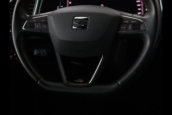 Seat Leon 1.5 TSI FR Ultimate Edition Black | Panoramadak | Stoelverwarming | Beats Audio | Virual Cockpit | Adaptive cruise | Full LED | Leder/Alcantara | Keyless | Navigatie | Sfeerverlichting