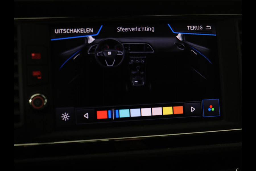 Seat Leon 1.5 TSI FR Ultimate Edition Black | Panoramadak | Stoelverwarming | Beats Audio | Virual Cockpit | Adaptive cruise | Full LED | Leder/Alcantara | Keyless | Navigatie | Sfeerverlichting