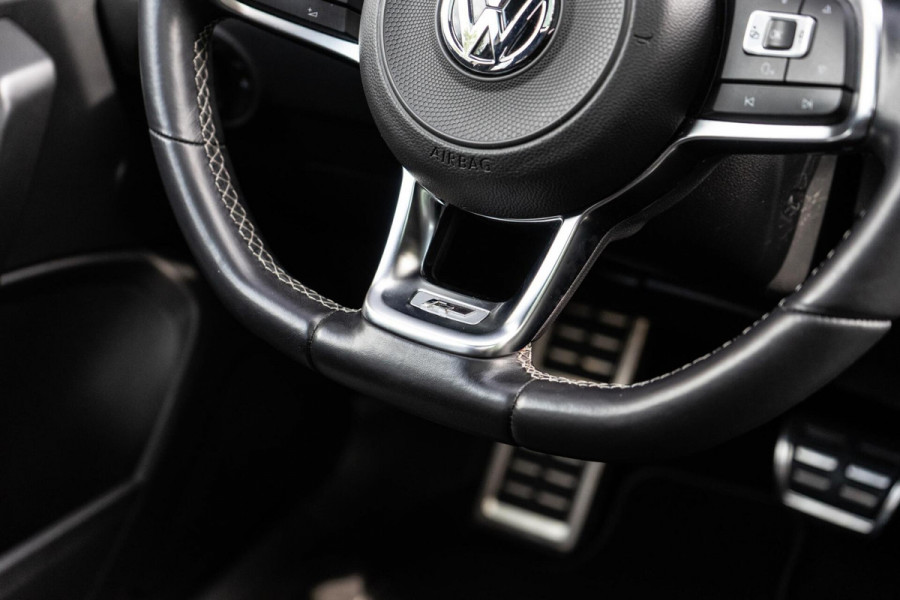Volkswagen T-Roc 2.0 TSI 4Motion R-Line Pano / Beats / Camera