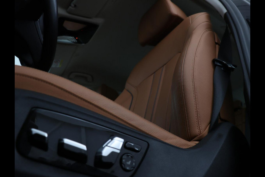BMW 5 Serie 530e Business Edition Plus | Laser LED | Head-Up | Leder | Stoelverwarming | Trekhaak | Camera | Park Assist | Carplay | Navigatie | Memory | Live Cockpit