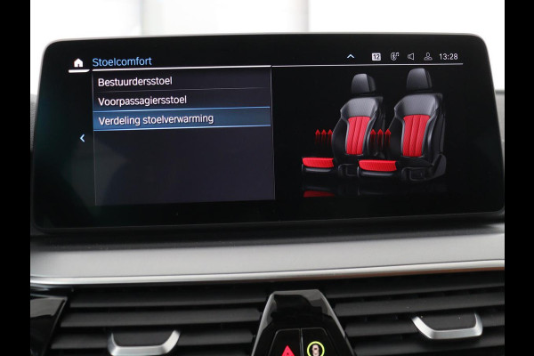 BMW 5 Serie 530e Business Edition Plus | Laser LED | Head-Up | Leder | Stoelverwarming | Trekhaak | Camera | Park Assist | Carplay | Navigatie | Memory | Live Cockpit