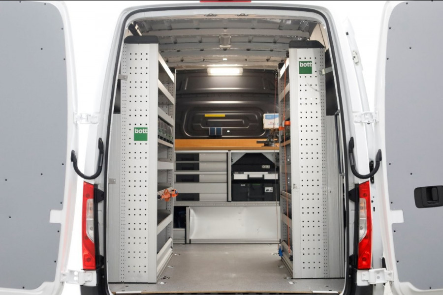 Mercedes-Benz Sprinter 311 CDI 115pk RWD L2H2 Servicewagen Airco/Camera/230V 03-2020