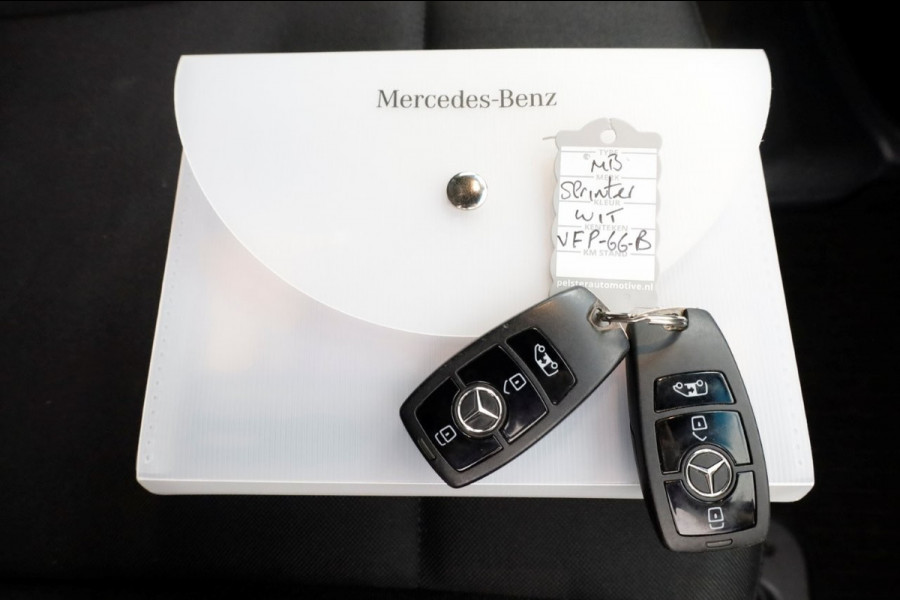 Mercedes-Benz Sprinter 311 CDI 115pk RWD L2H2 Servicewagen Airco/Camera/230V 03-2020