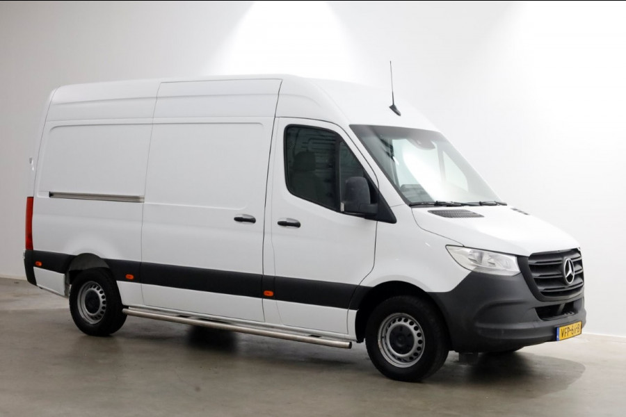 Mercedes-Benz Sprinter 311 CDI 115pk RWD L2H2 Servicewagen Airco/Camera/230V 03-2020