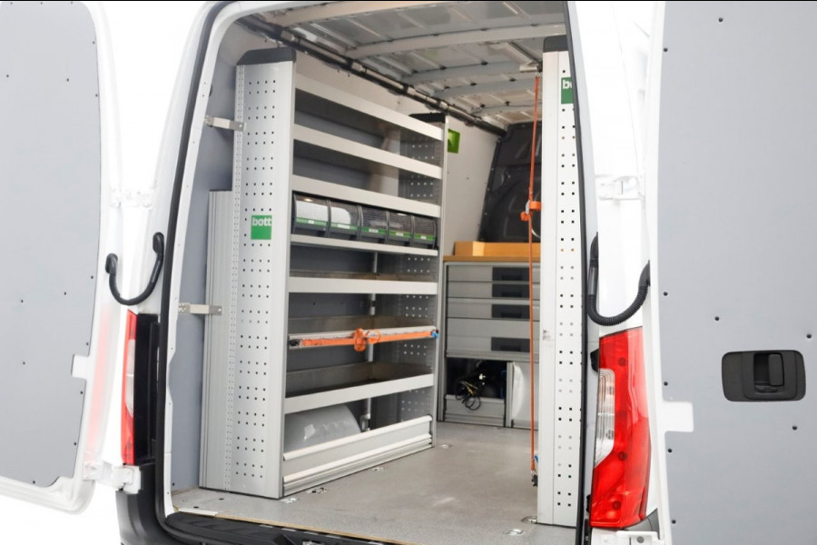 Mercedes-Benz Sprinter 311 CDI 115pk RWD L2H2 Servicewagen Airco/Camera/230V 03-2020