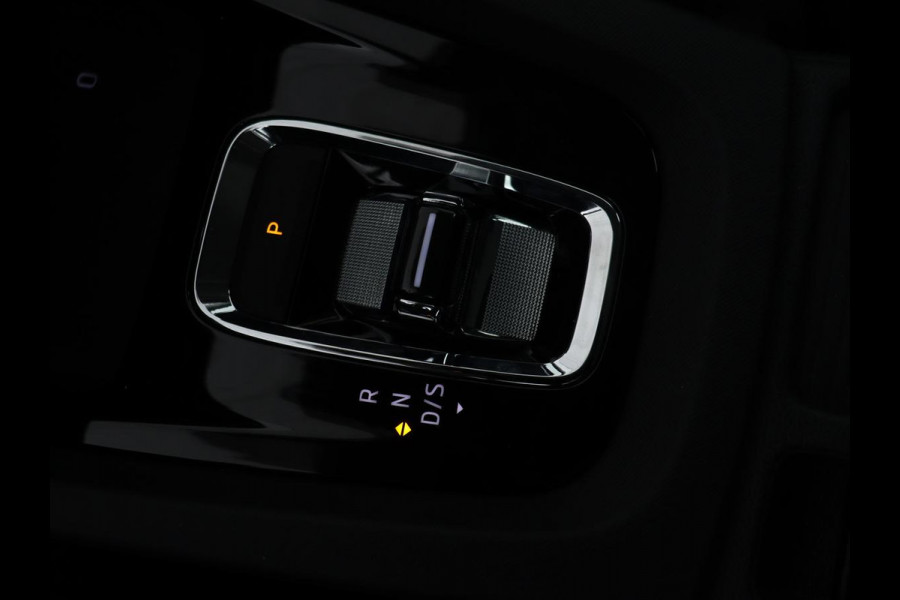 Škoda Octavia 1.5 e-TSI Business Edition | Stoelverwarming | Trekhaak | Keyless | Carplay | Navigatie | Full LED | Parkeerhulp | Digital Cockpit | Climate control | Cruise control