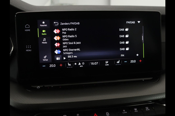 Škoda Octavia 1.5 e-TSI Business Edition | Stoelverwarming | Trekhaak | Keyless | Carplay | Navigatie | Full LED | Parkeerhulp | Digital Cockpit | Climate control | Cruise control