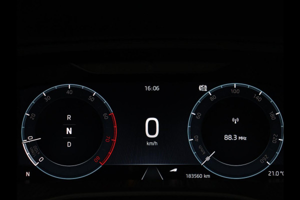 Škoda Octavia 1.5 e-TSI Business Edition | Stoelverwarming | Trekhaak | Keyless | Carplay | Navigatie | Full LED | Parkeerhulp | Digital Cockpit | Climate control | Cruise control