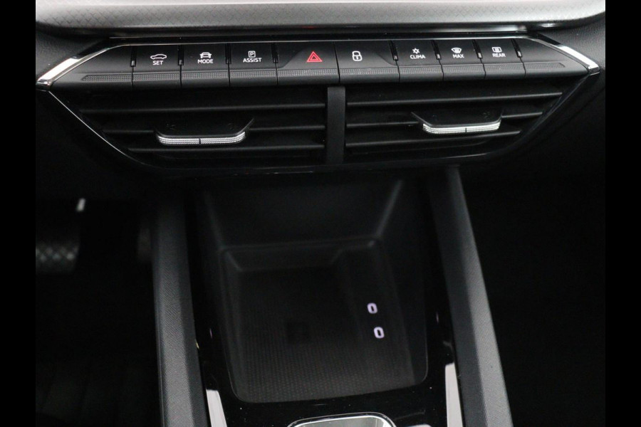 Škoda Octavia 1.5 e-TSI Business Edition | Stoelverwarming | Trekhaak | Keyless | Carplay | Navigatie | Full LED | Parkeerhulp | Digital Cockpit | Climate control | Cruise control
