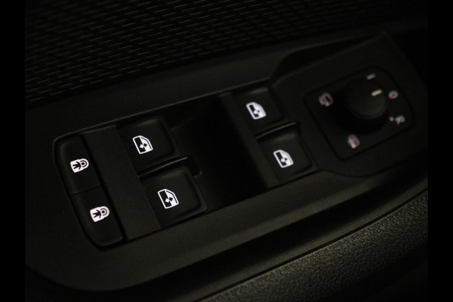 Škoda Octavia 1.5 e-TSI Business Edition | Stoelverwarming | Trekhaak | Keyless | Carplay | Navigatie | Full LED | Parkeerhulp | Digital Cockpit | Climate control | Cruise control