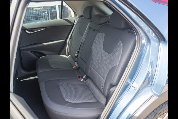 Kia Niro EV Light 64.8 kWh | direct leverbaar l Navi l PDC l Camera | Privatelease vanaf € 584,00