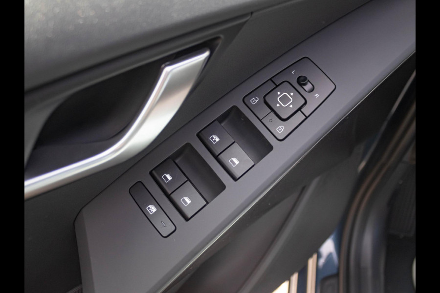Kia Niro EV Light 64.8 kWh | direct leverbaar l Navi l PDC l Camera | Privatelease vanaf € 584,00