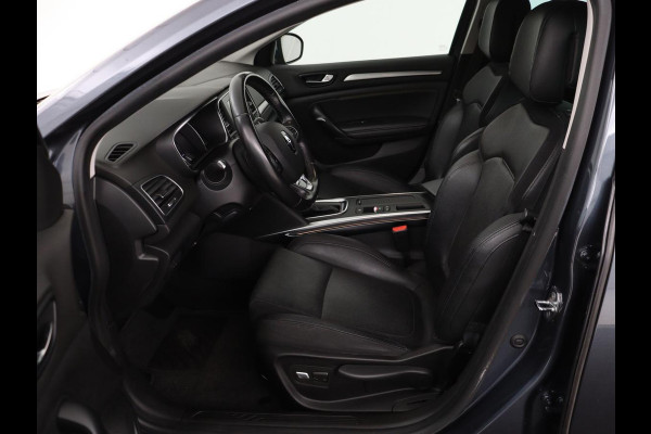 Renault Mégane 1.3 TCe Bose | Leder | Massage | Trekhaak | Carplay | Camera | Climate control | Keyless | Navigatie | Cruise control | DAB