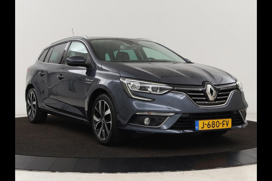 Renault Mégane 1.3 TCe Bose | Leder | Massage | Trekhaak | Carplay | Camera | Climate control | Keyless | Navigatie | Cruise control | DAB