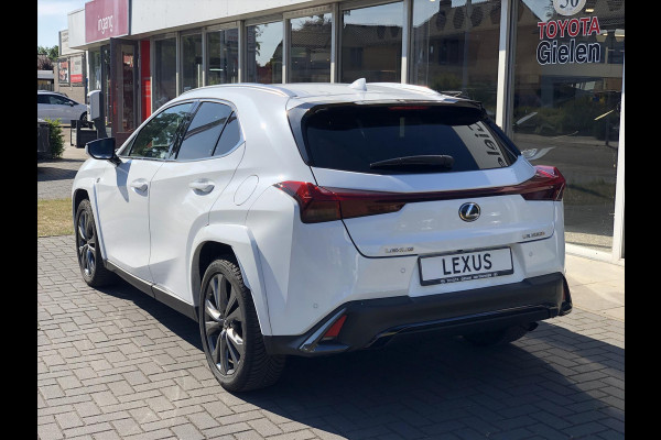 Lexus UX 250h F Sport Line | Facelift, Head up display, Blind Spot, 18 inch, Parkeersensoren, Stoel + Stuurverwarming, Groot scherm